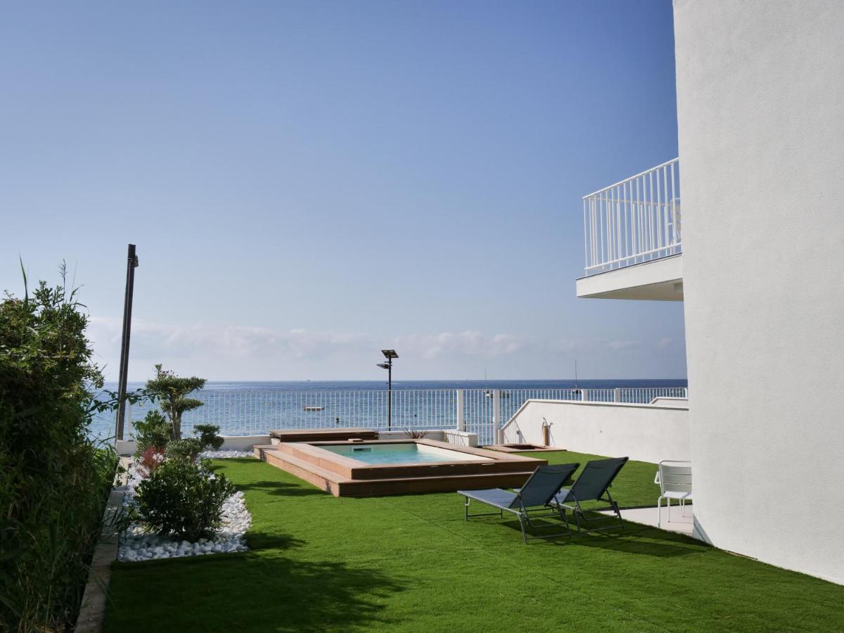 Belle Vue Hotel Cavalaire-sur-Mer Dış mekan fotoğraf