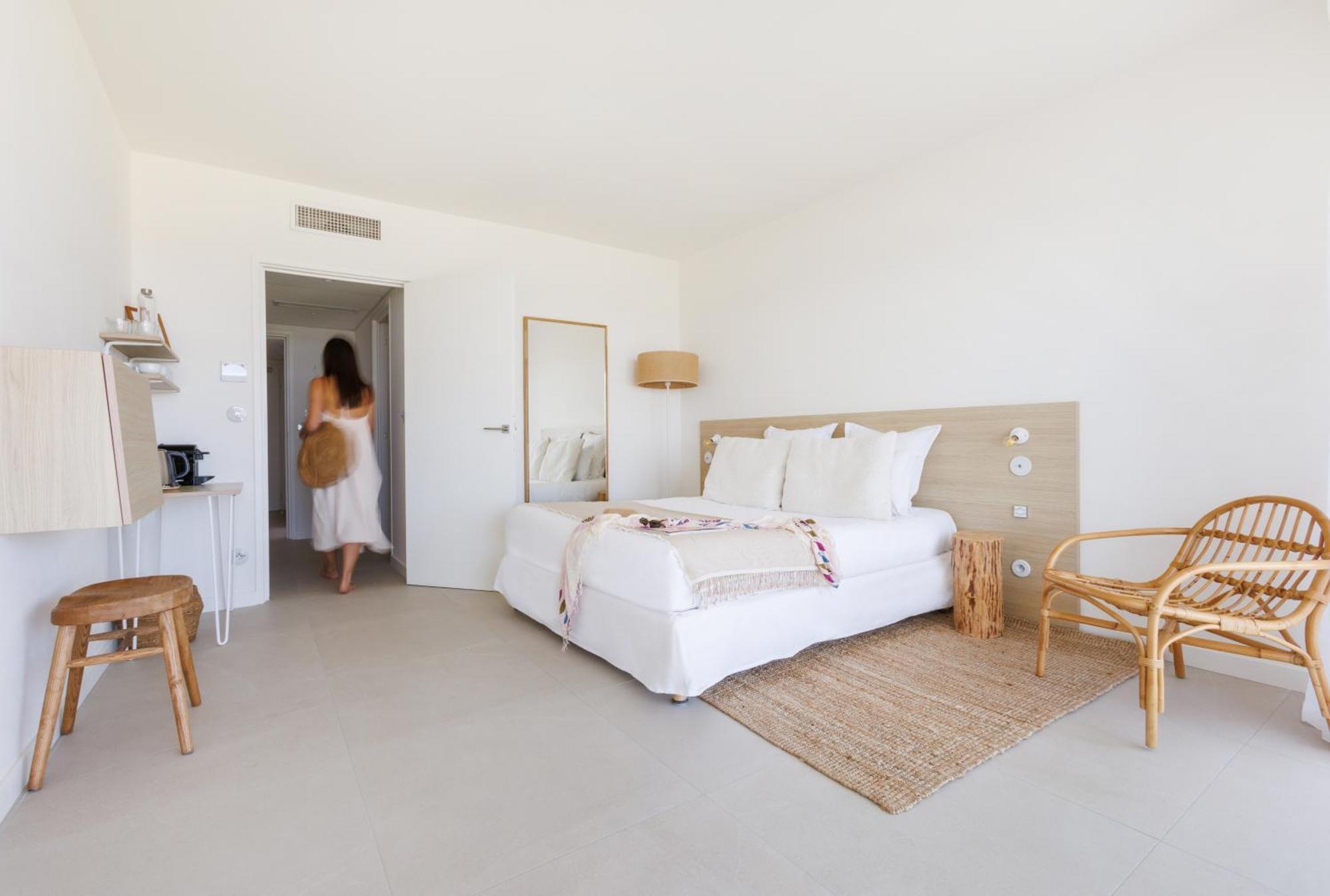 Belle Vue Hotel Cavalaire-sur-Mer Dış mekan fotoğraf