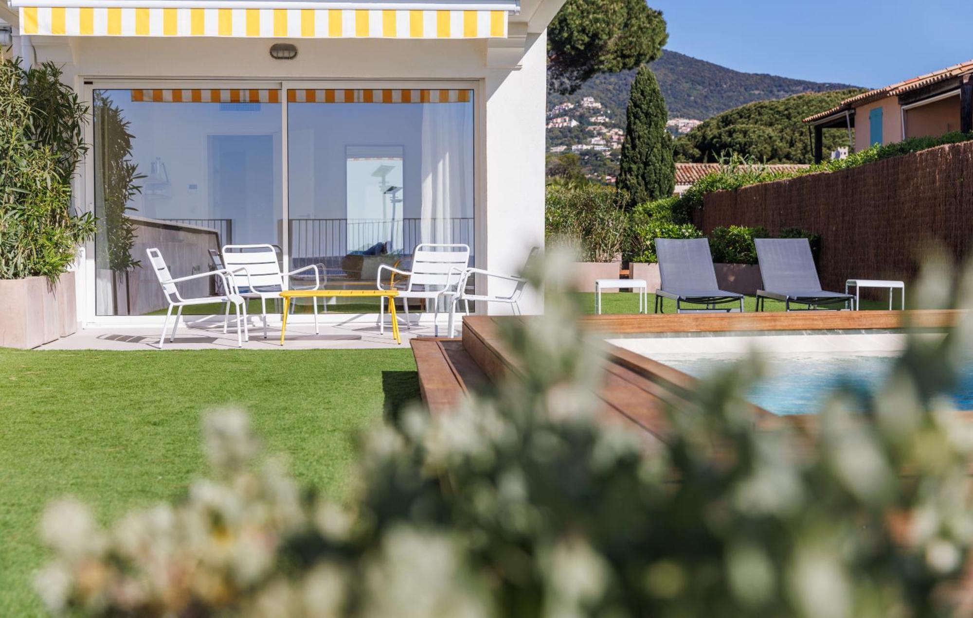Belle Vue Hotel Cavalaire-sur-Mer Dış mekan fotoğraf