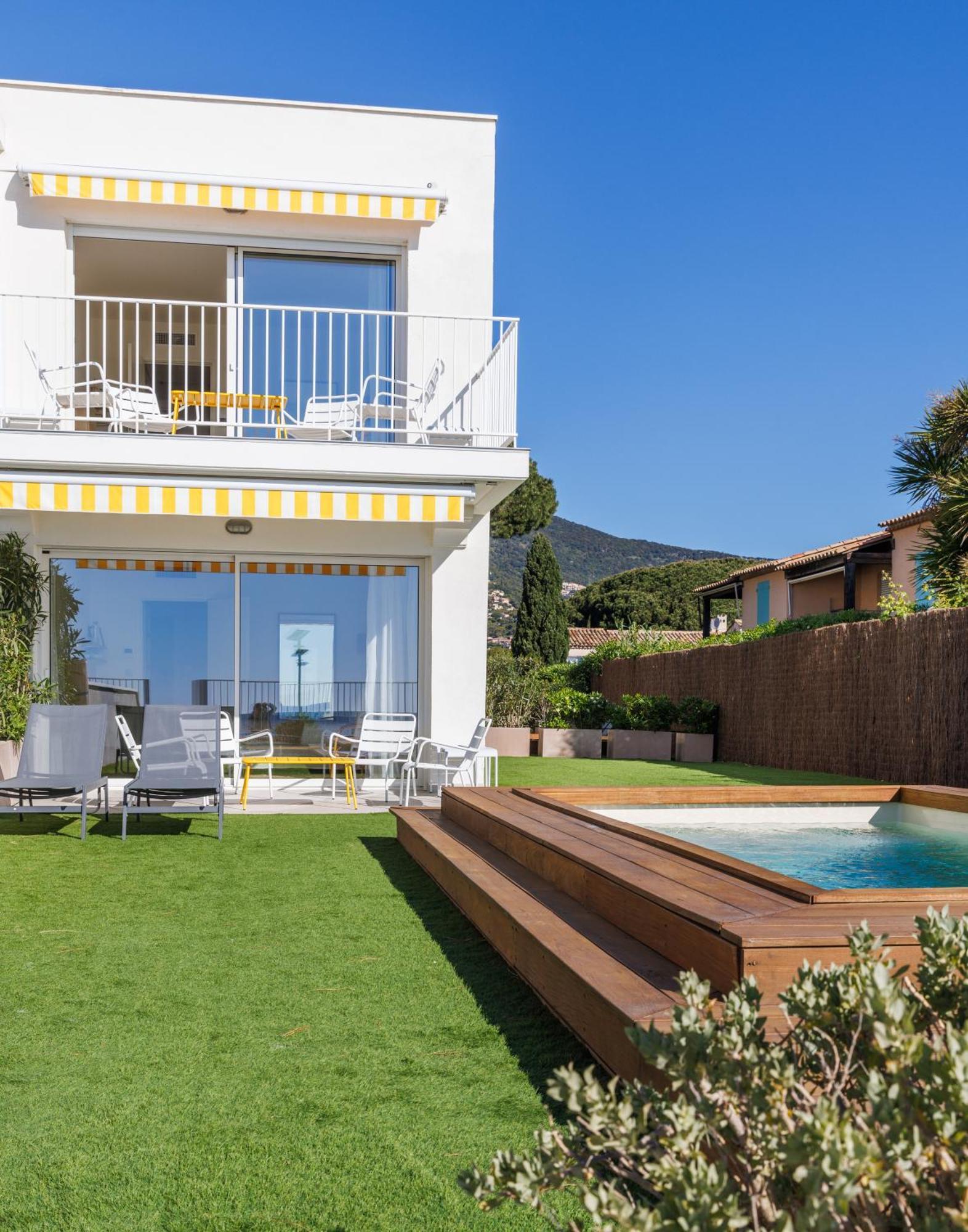 Belle Vue Hotel Cavalaire-sur-Mer Dış mekan fotoğraf