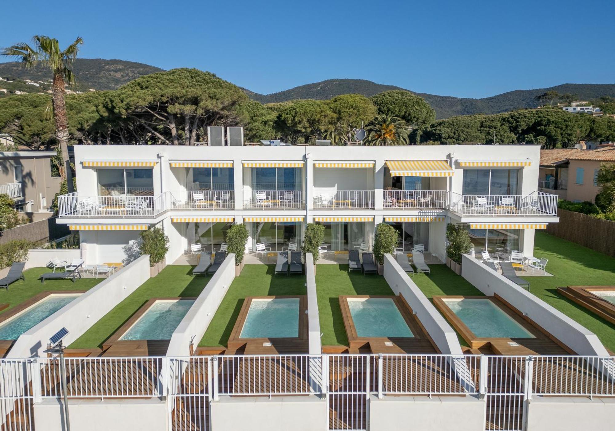 Belle Vue Hotel Cavalaire-sur-Mer Dış mekan fotoğraf